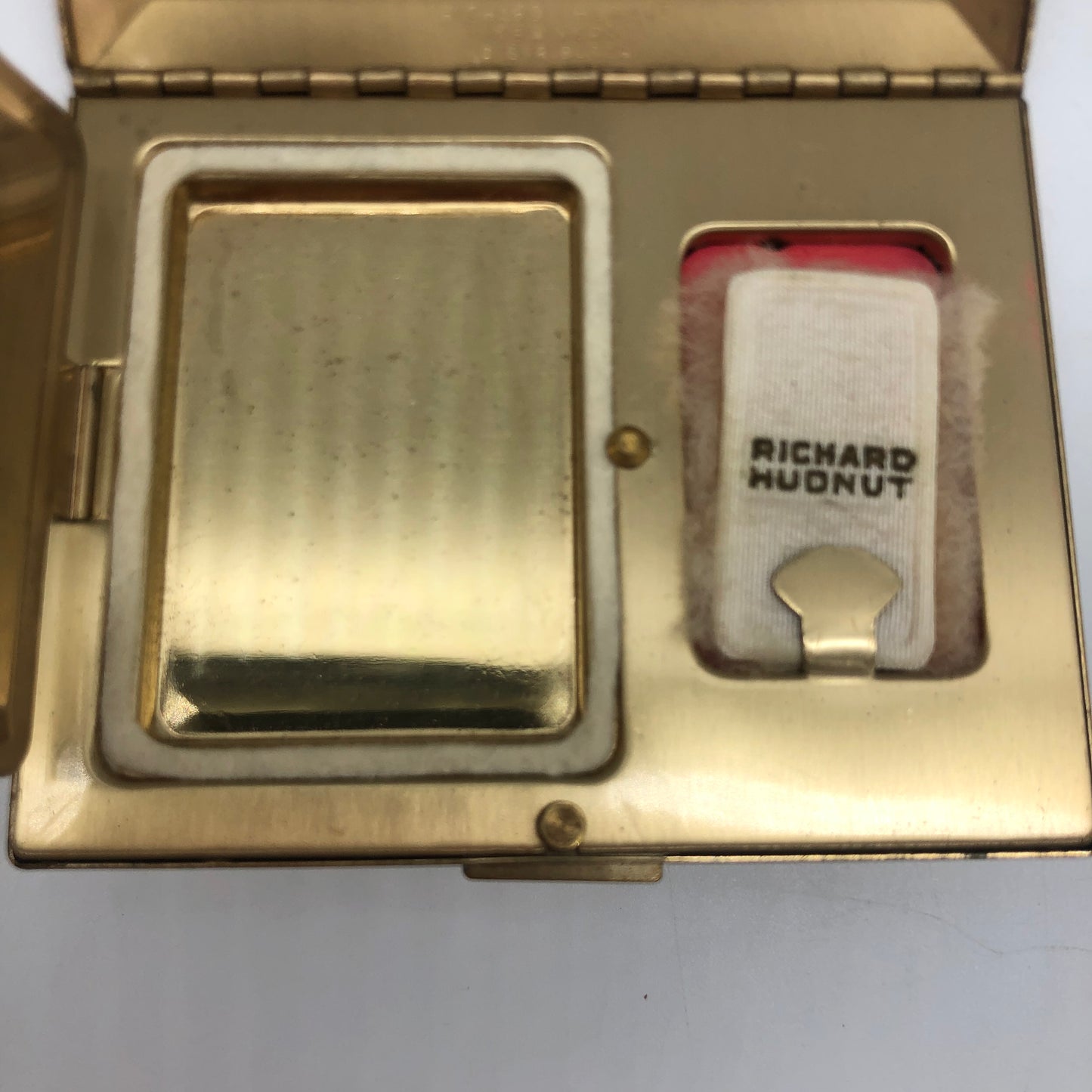 Richard Hudnut Compact